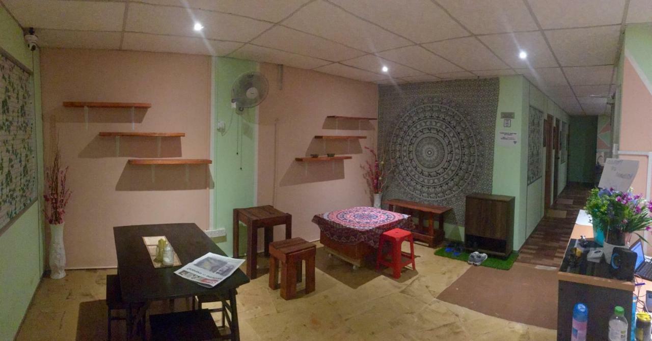 11 Pensione Melaka Zewnętrze zdjęcie